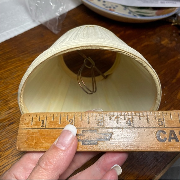 Vintage pleated fabric small clip lamp shades green cream - Picture 10 of 10